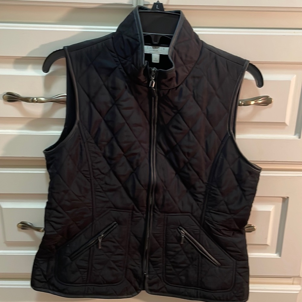 Black Talbots fleece lined vest size petite small.